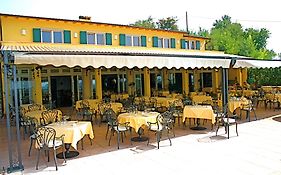 Hotel la Dolce Vita Cavaion Veronese